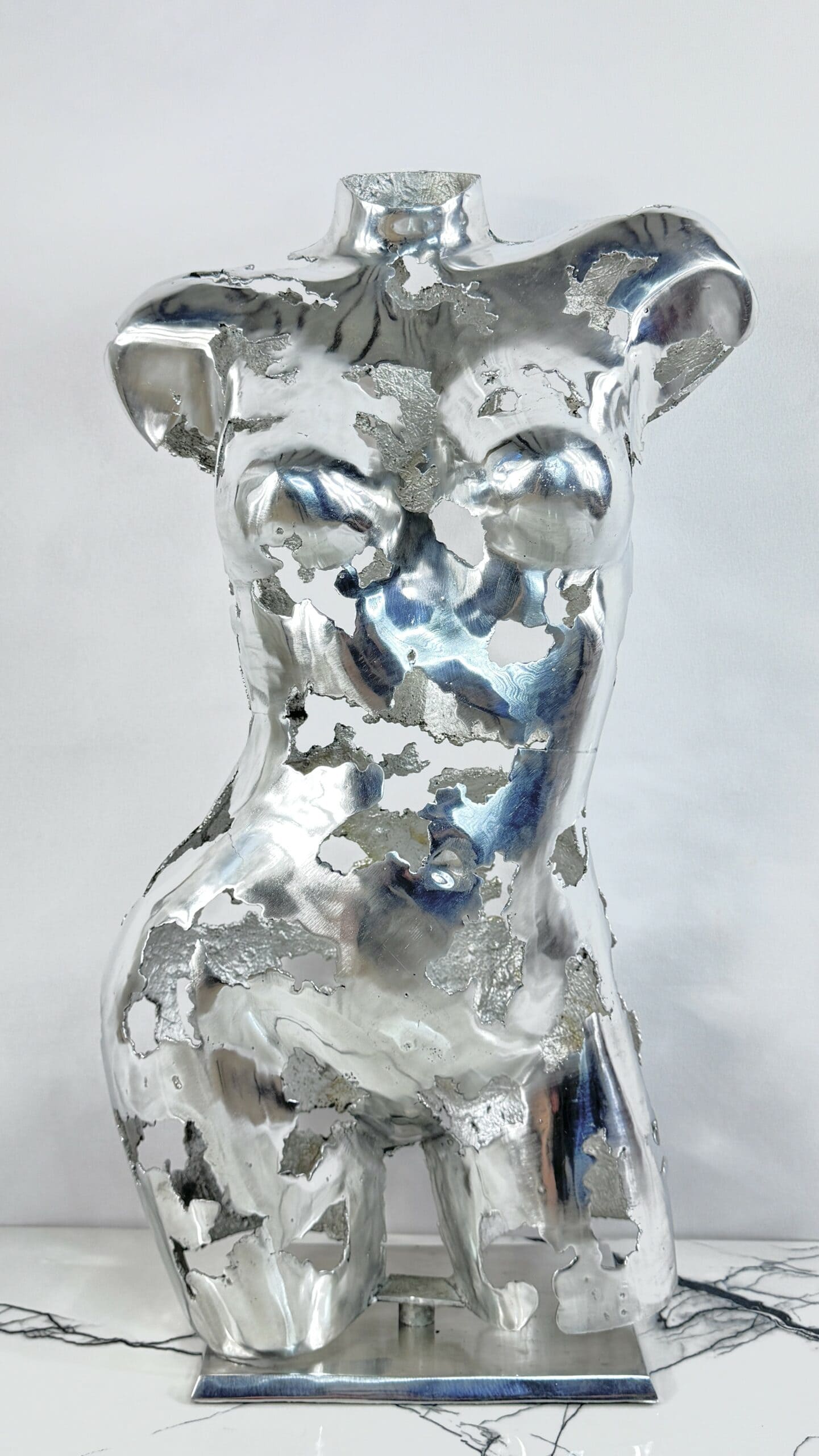 Buste femme aluminium Marine – sculpture déco en métal, vue 1, fabrication artisanale design