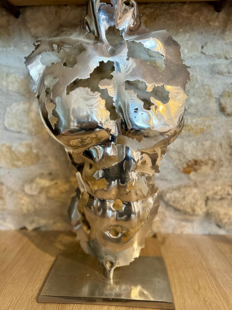 Demi-buste homme aluminium Mathis – sculpture déco en métal, vue 3, fabrication artisanale design