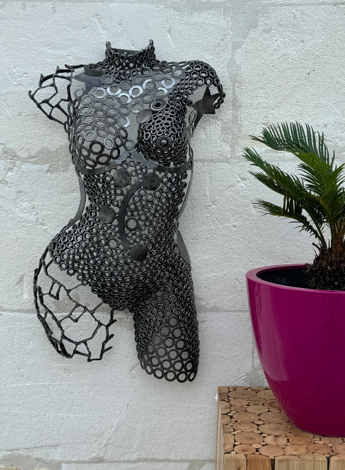 Demi-buste Elena métal – sculpture déco en métal, vue 1, fabrication artisanale design