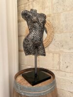 Buste femme en rondelles Alice – sculpture déco en métal, vue 3, fabrication artisanale design