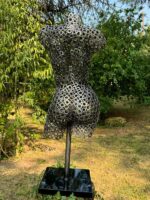 Buste femme en rondelles Alice – sculpture déco en métal, vue 5, fabrication artisanale design