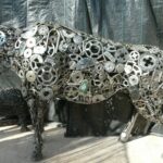 Bison en métal en pièces recyclées, décoration éthique fait main vue 1