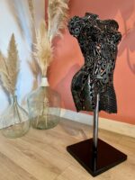 Buste de femme en pièces recyclées métal Chloé – sculpture déco en métal, vue 3, fabrication artisanale design