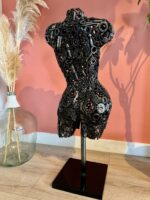 Buste de femme en pièces recyclées métal Chloé – sculpture déco en métal, vue 4, fabrication artisanale design