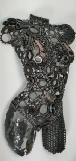 Demi-buste pièces mécaniques Emma – sculpture déco en métal, vue 2, fabrication artisanale design