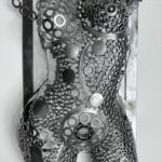 Demi-buste sur cadre Marion – sculpture déco en métal, vue 1, fabrication artisanale design