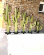 collection de 5 Cactus décoratif en métal vert, sculpture design pour extérieur ou mur en pierre naturelle